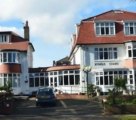 Hotel Ryndle Court 2*