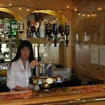 Ryndle Court Hotel 2*