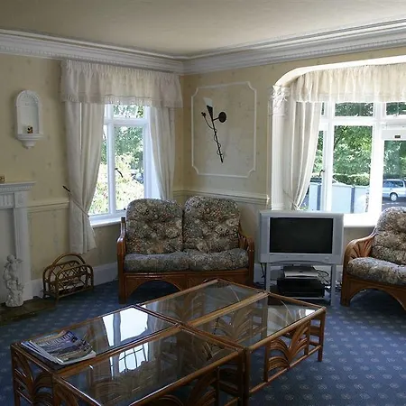 Otel Ryndle Court Scarborough