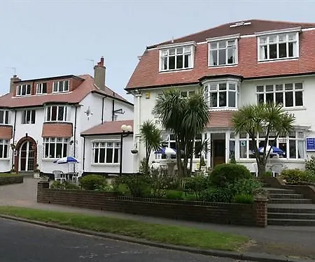 Hotel Ryndle Court 2*